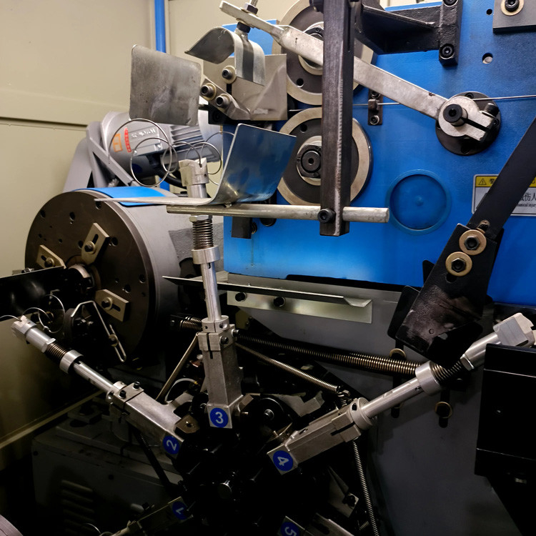 210 mm Matratzenfederhersteller Maschine für Möbel Matratzen Bett Kern Wicklung