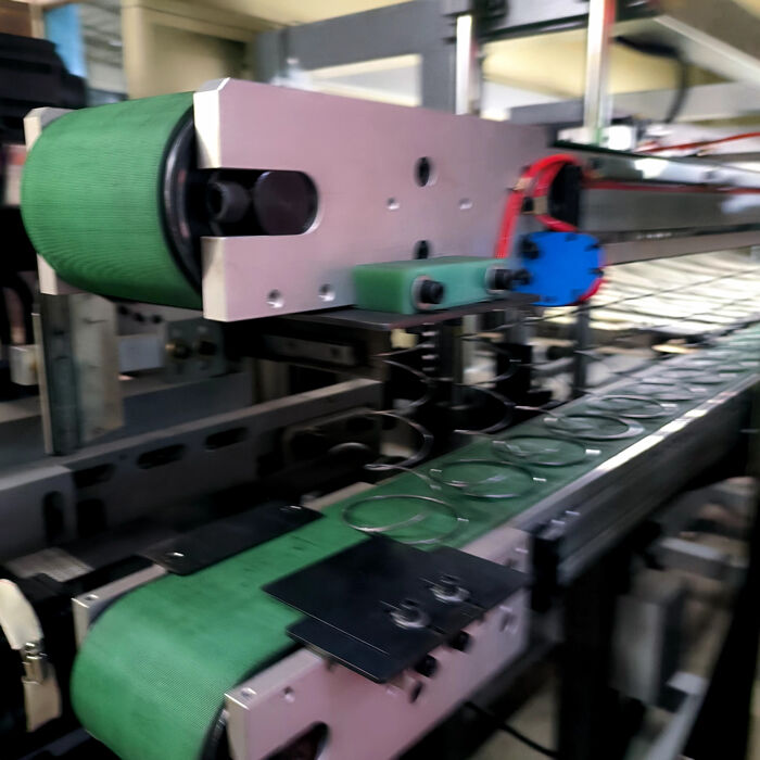 Kapazität 60-90 Blätter 8 Stunden Matratzen-Produktionslinie mit Feder-End-Ring-Durchmesser 65mm-90mm Montage Draht Durchmesser 1,3-1,6mm für die Matratzenmontage